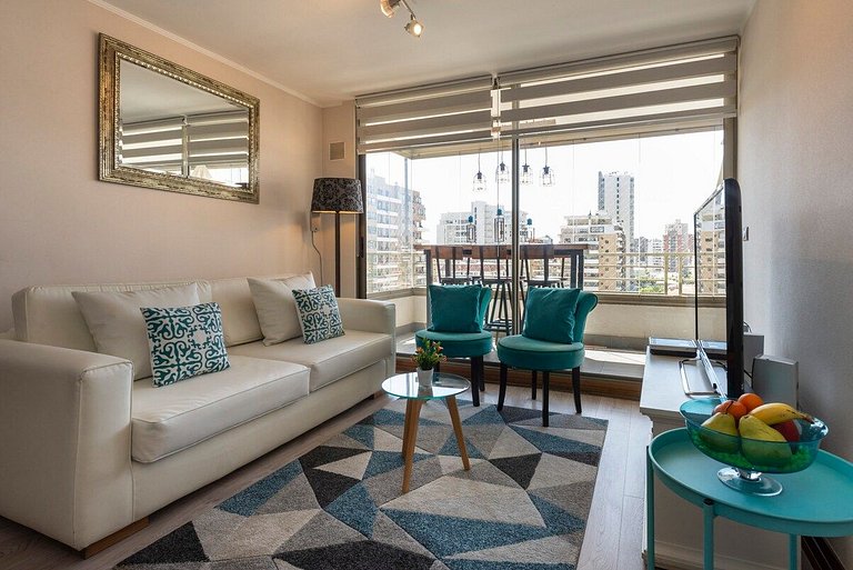 Centrally Located and Relaxing Apartment Steps Away from Viñ