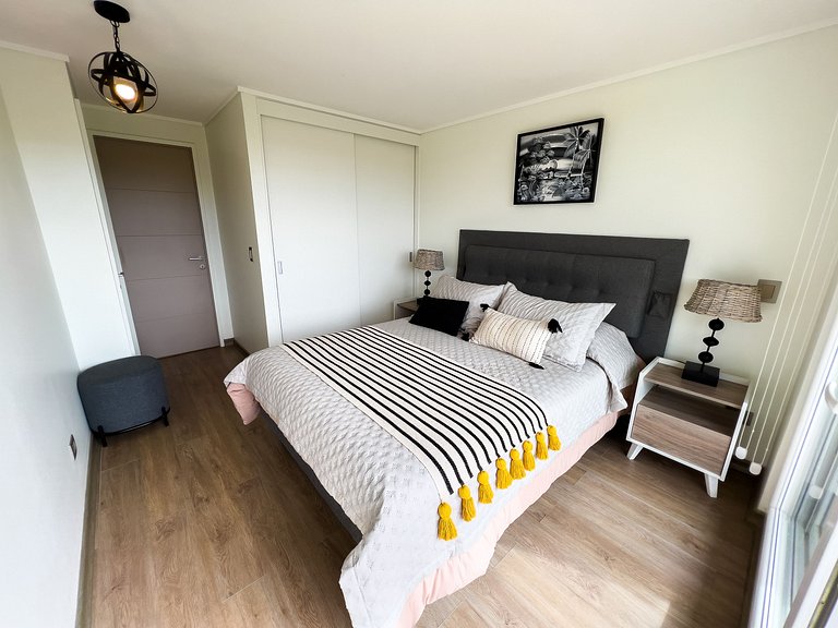 Encanto Playero: Vista al mar y a Papudo.