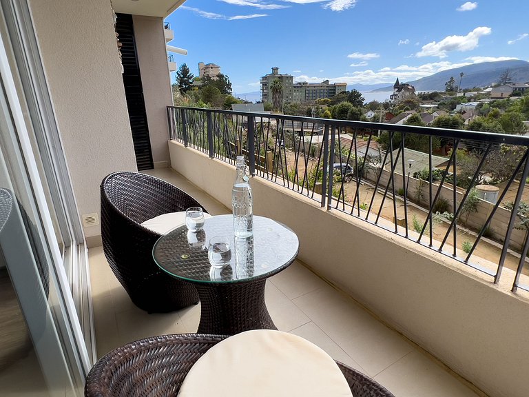 Beach Charm: Sea and Papudo Views