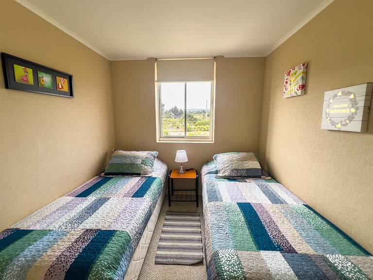 Apt. with private beach, sports courts, jacuzi