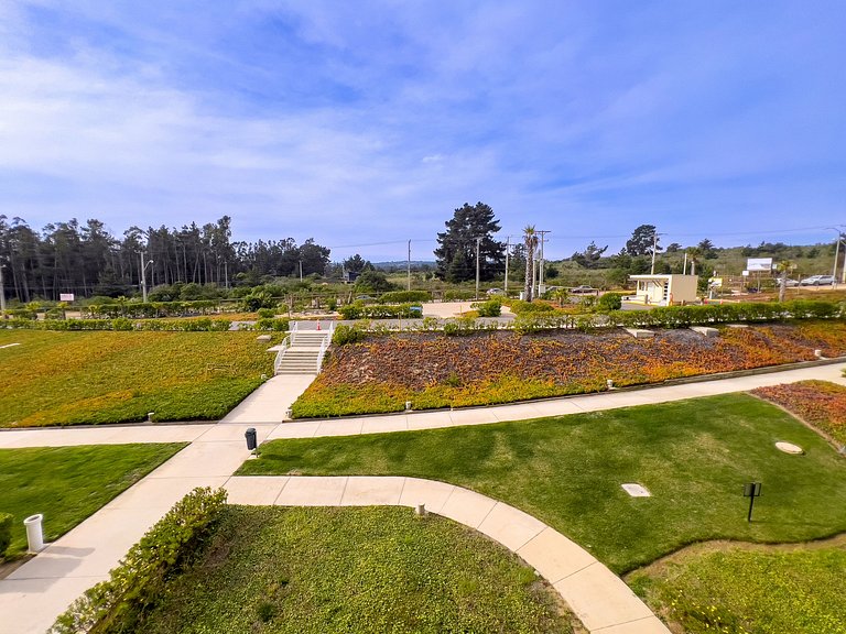 Depto con playa interna, piscina y canchas