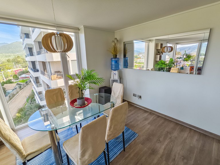 Beachfront Apartment with Ocean View for 5 Guests