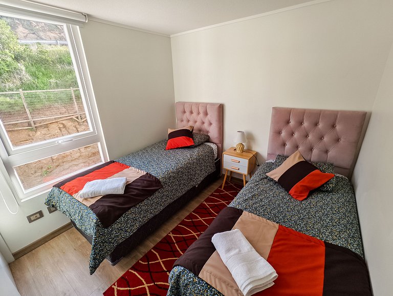 Beachfront Apartment with Ocean View for 5 Guests