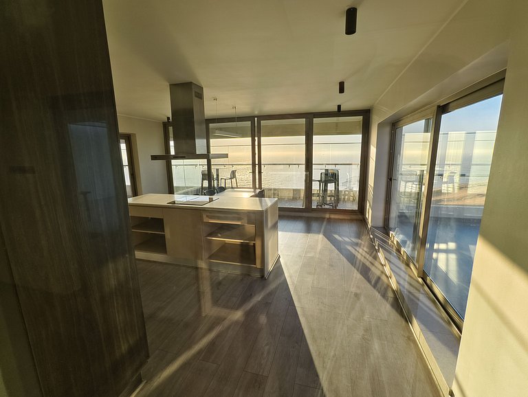 Dpto en Reñaca con espectacular terraza y piscina