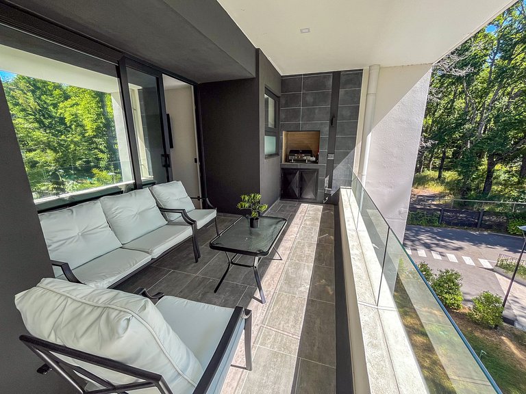 Beautiful, spacious, and modern apartment in Pucón