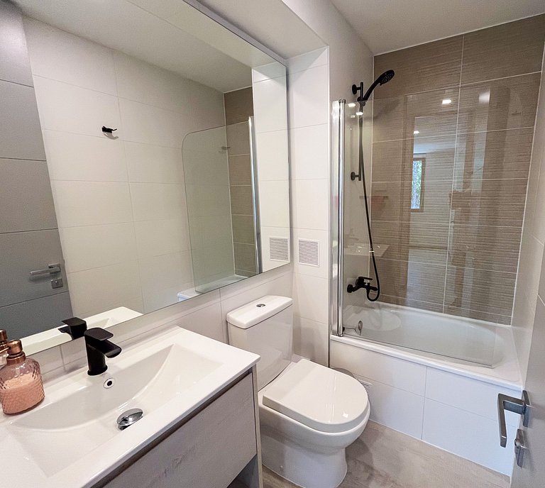 Beautiful, spacious, and modern apartment in Pucón