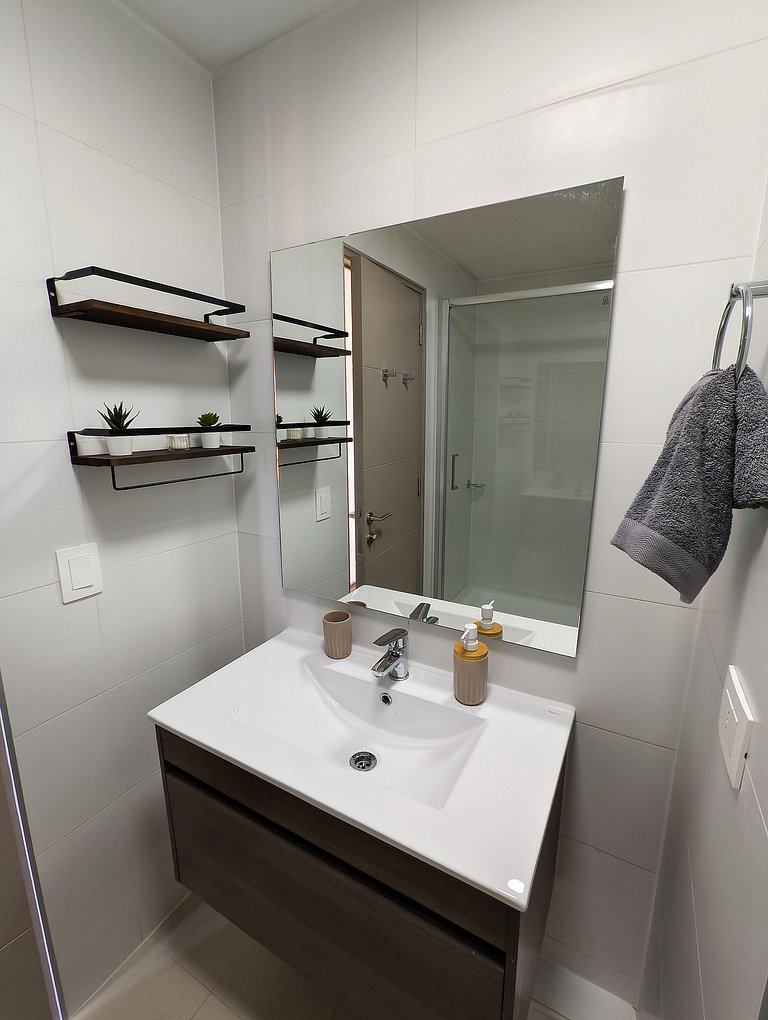 Depto. para 6 Hermosa Vista a la Playa Chica