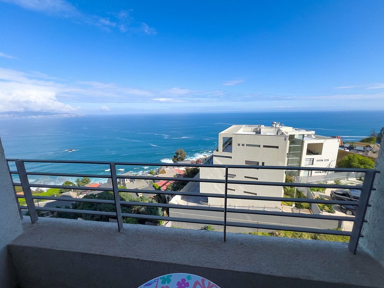 Getaway for 2 in Reñaca with Ocean View