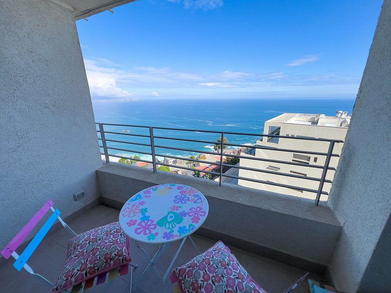Getaway for 2 in Reñaca with Ocean View
