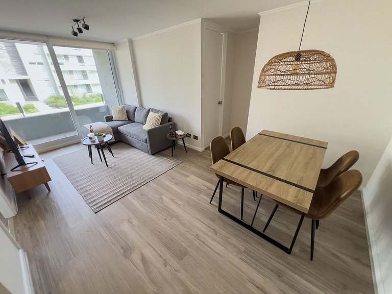 Acogedor y moderno depto. en Lomas de Puyai