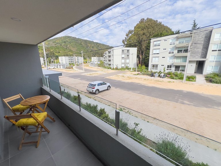 Acogedor y moderno depto. en Lomas de Puyai