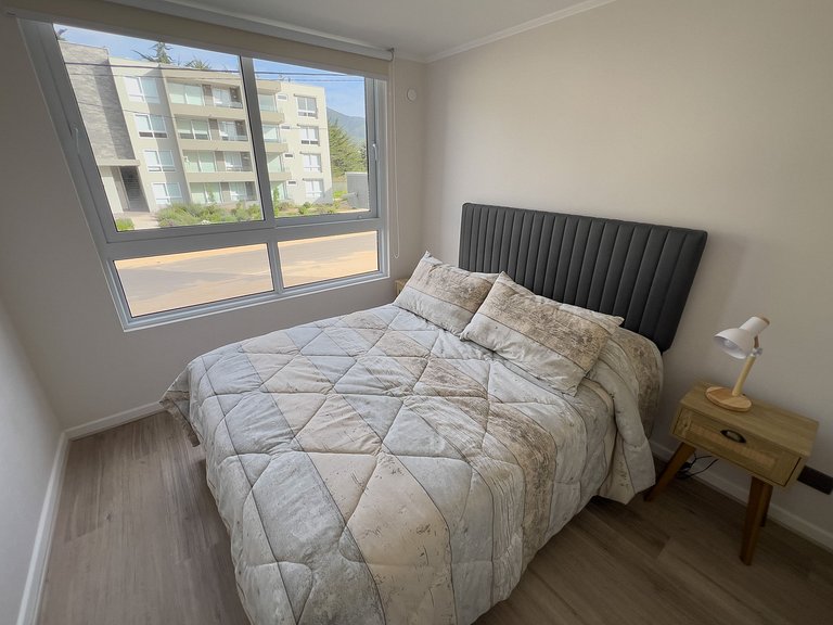 Acogedor y moderno depto. en Lomas de Puyai