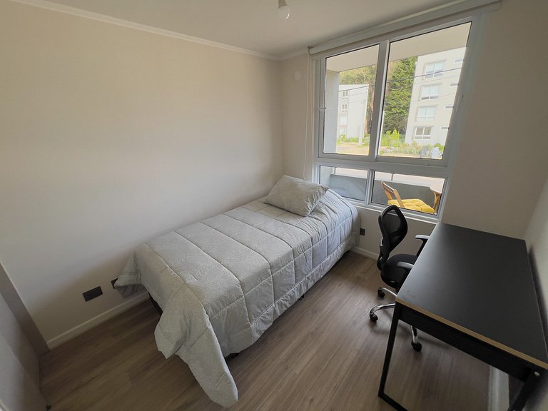 Acogedor y moderno depto. en Lomas de Puyai