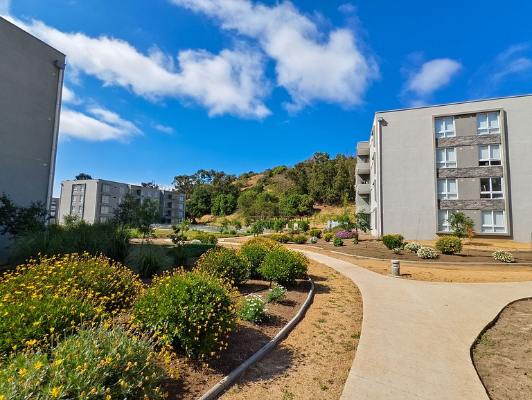 Acogedor y moderno depto. en Lomas de Puyai