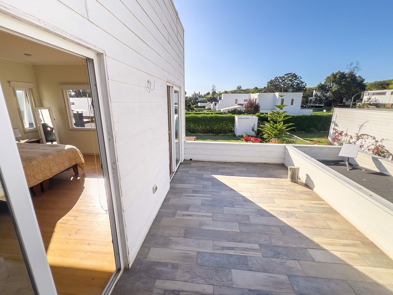 Hermosa casa con piscina - 6 personas Punta Puyai