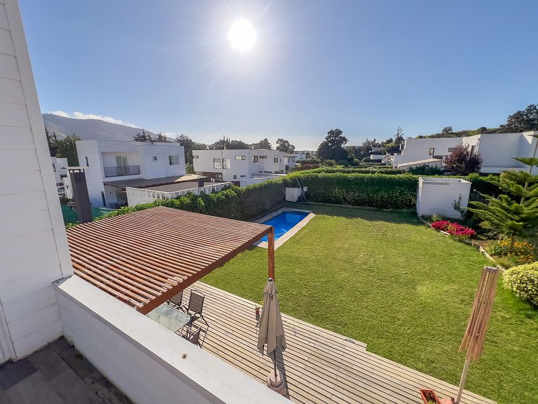 Hermosa casa con piscina - 6 personas Punta Puyai