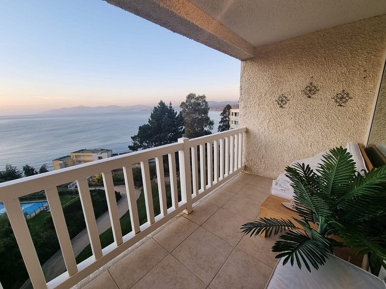 Encanto costero: depto. Bahía Pelícanos para 2