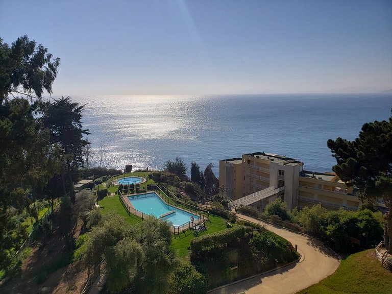 Encanto costero: depto. Bahía Pelícanos para 2