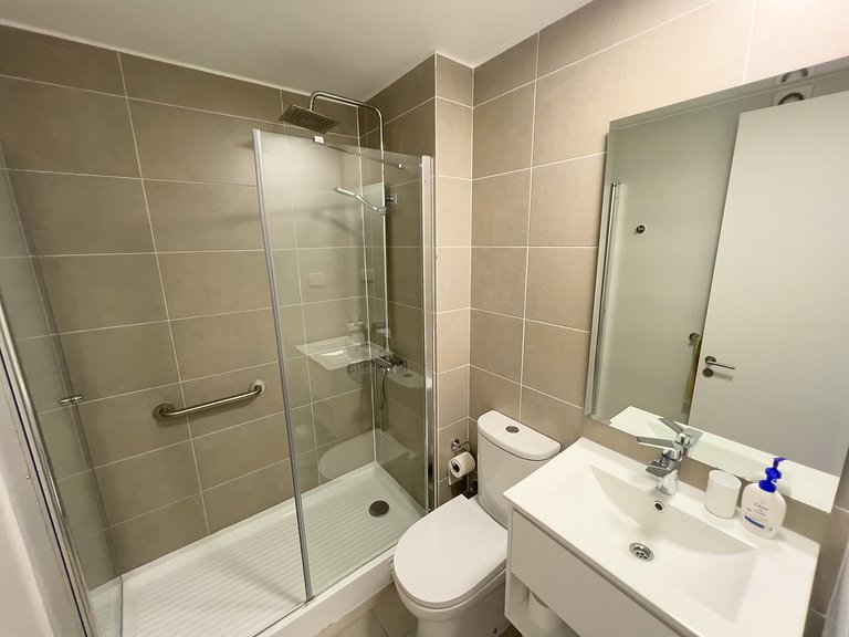 Depto grande con amplia terraza para 5 personas