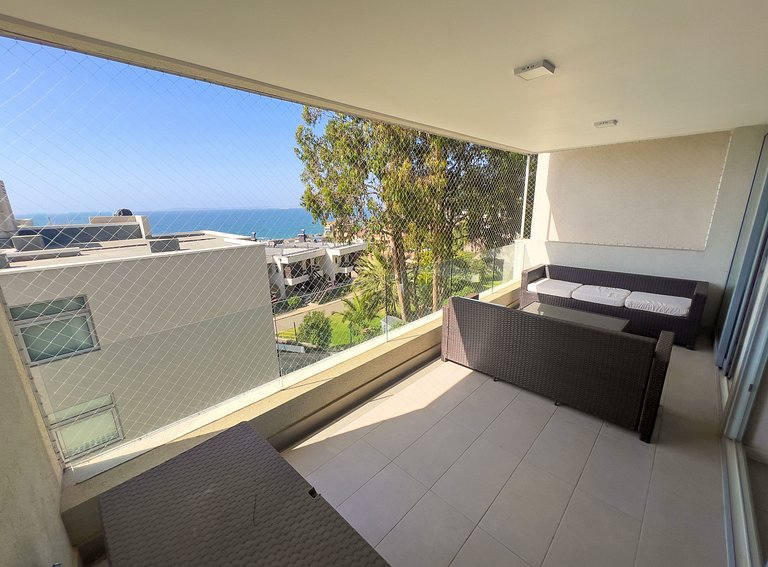 Depto grande con amplia terraza para 5 personas