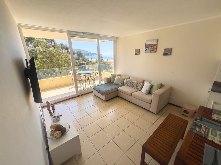 Depto para 5 con vista al mar a pasos de la playa