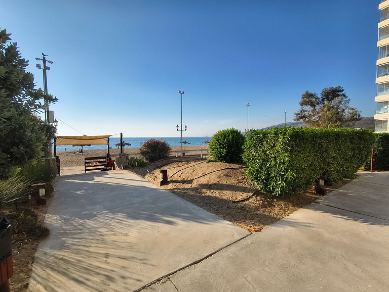 Depto para 5 con vista al mar a pasos de la playa