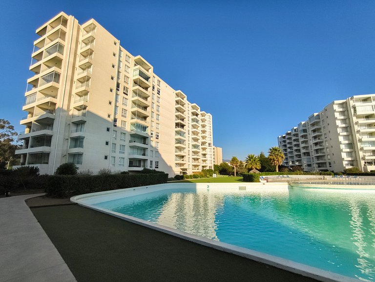 Depto para 5 con vista al mar a pasos de la playa