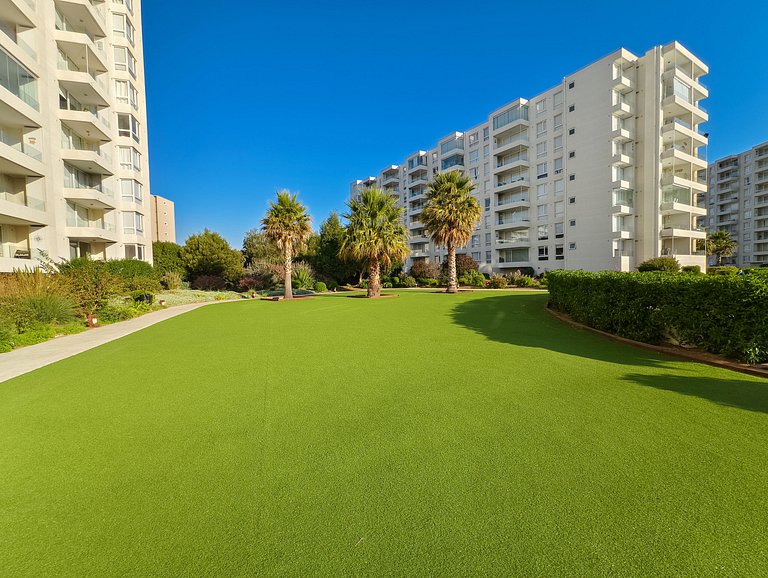 Depto para 5 con vista al mar a pasos de la playa