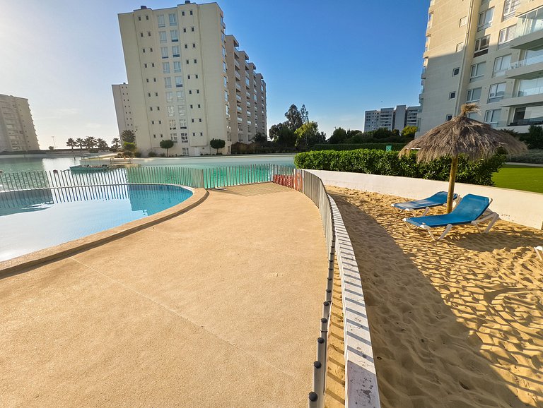 Depto para 5 con vista al mar a pasos de la playa