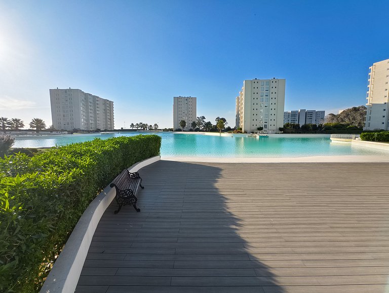 Depto para 5 con vista al mar a pasos de la playa