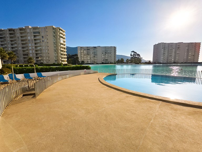 Depto para 5 con vista al mar a pasos de la playa