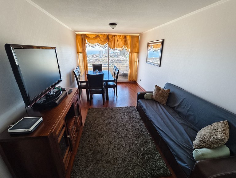 Dpto con hermosa vista a la bahía de Valpo para 6