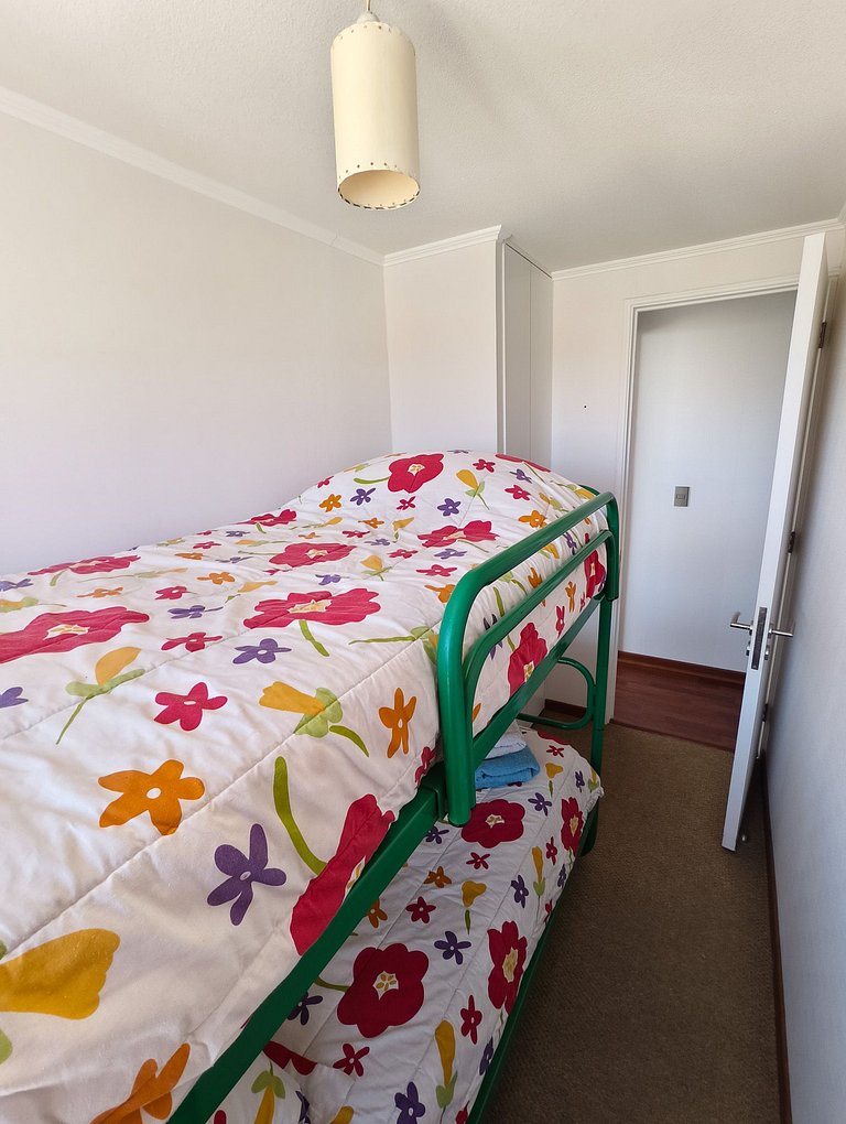 Dpto con hermosa vista a la bahía de Valpo para 6