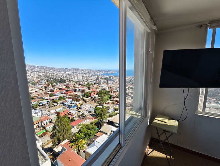 Dpto con hermosa vista a la bahía de Valpo para 6
