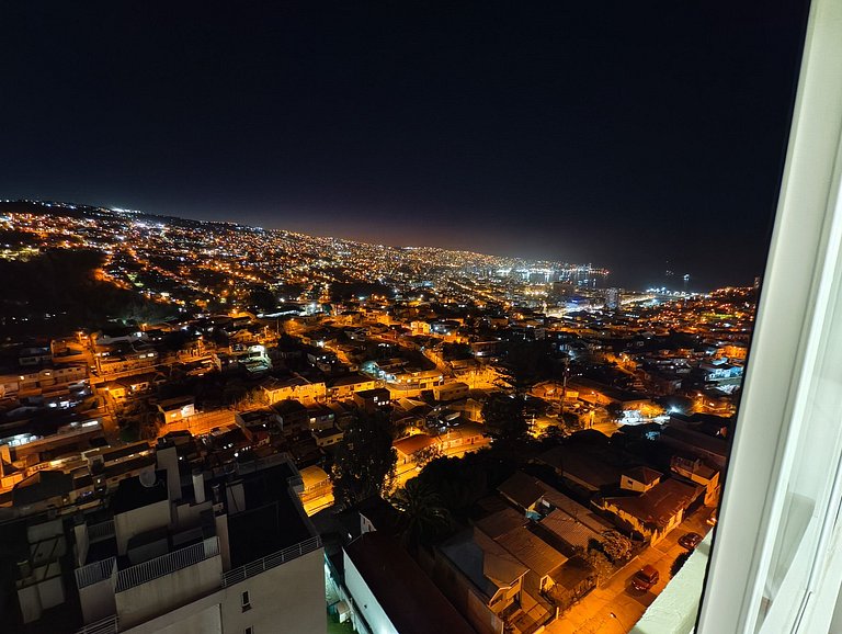 Dpto con hermosa vista a la bahía de Valpo para 6