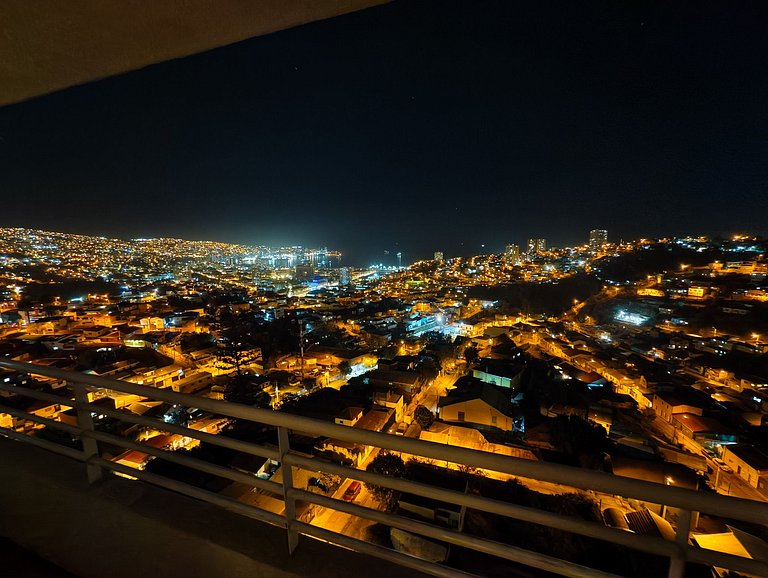 Dpto con hermosa vista a la bahía de Valpo para 6