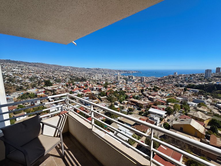 Dpto con hermosa vista a la bahía de Valpo para 6