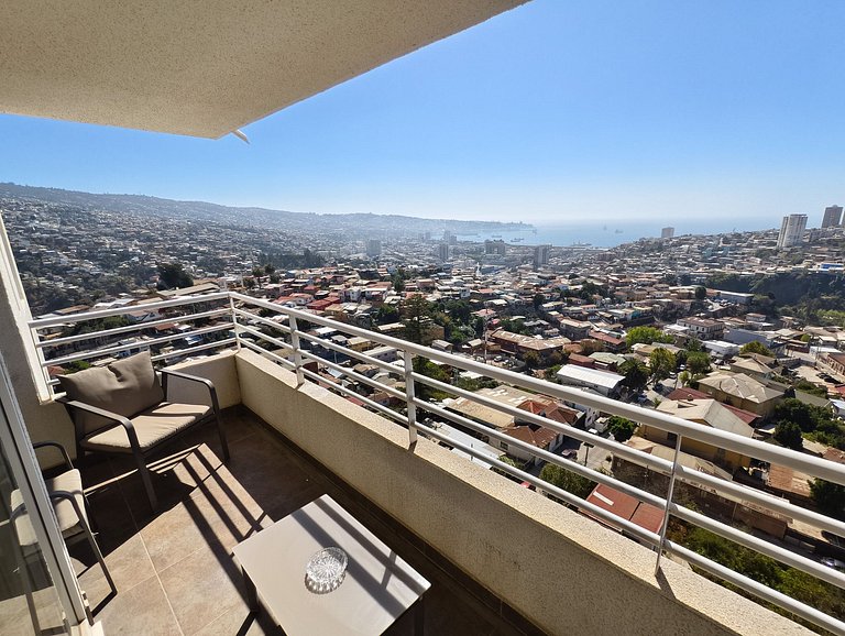 Dpto con hermosa vista a la bahía de Valpo para 6