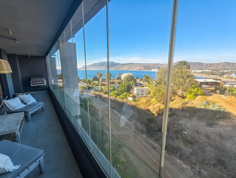 Hermosa vista a la bahía de Papudo para 8 personas