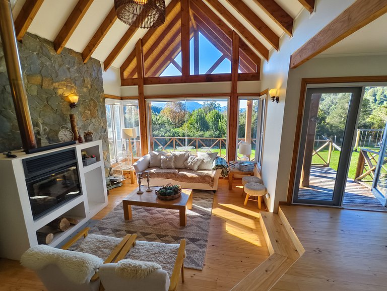 Casa Ensenada vista volcán Osorno y jardín amplio
