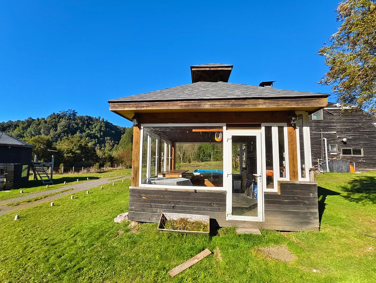 Casa Ensenada vista volcán Osorno y jardín amplio