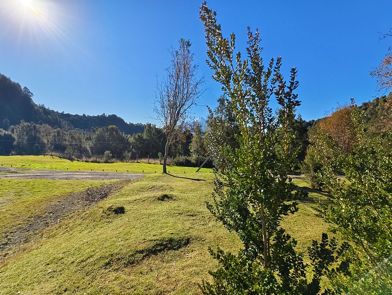 Casa Ensenada vista volcán Osorno y jardín amplio